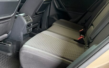 Volkswagen Tiguan II, 2020 год, 2 270 000 рублей, 5 фотография