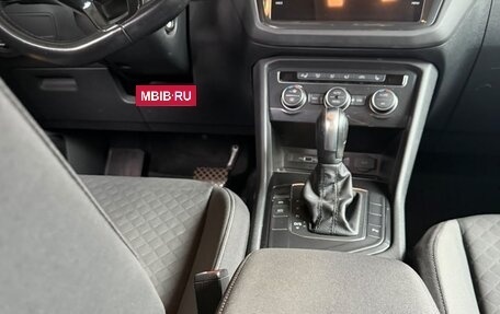 Volkswagen Tiguan II, 2020 год, 2 270 000 рублей, 6 фотография