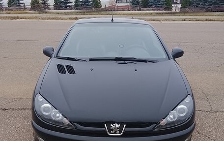 Peugeot 206, 2003 год, 550 000 рублей, 1 фотография