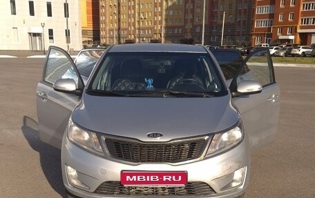 KIA Rio III рестайлинг, 2012 год, 600 000 рублей, 1 фотография