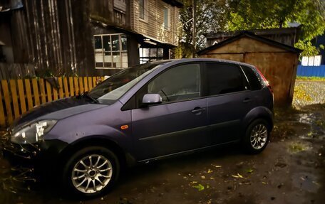 Ford Fiesta, 2006 год, 180 000 рублей, 2 фотография
