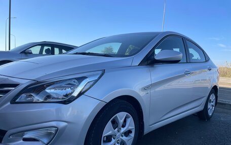 Hyundai Solaris II рестайлинг, 2015 год, 860 000 рублей, 8 фотография