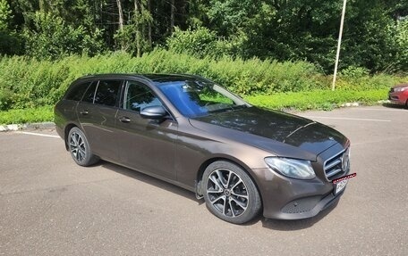 Mercedes-Benz E-Класс, 2017 год, 2 499 000 рублей, 1 фотография