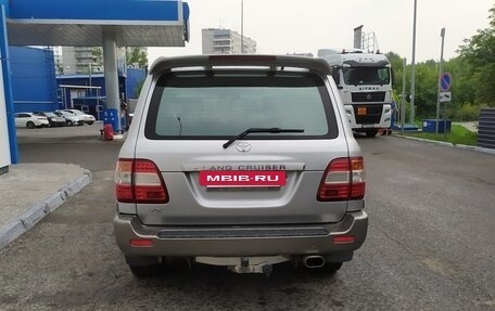 Toyota Land Cruiser 100 рестайлинг 2, 2006 год, 3 500 000 рублей, 3 фотография