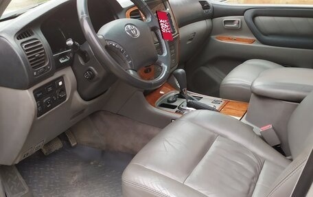 Toyota Land Cruiser 100 рестайлинг 2, 2006 год, 3 500 000 рублей, 9 фотография
