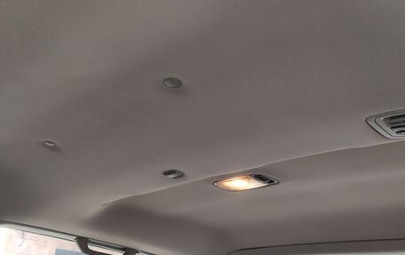 Toyota Land Cruiser 100 рестайлинг 2, 2006 год, 3 500 000 рублей, 22 фотография