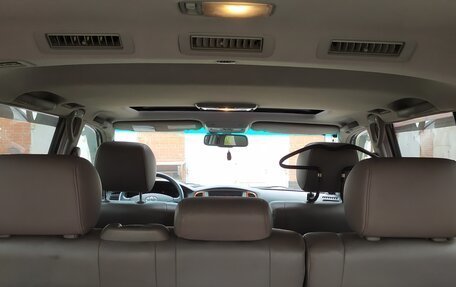 Toyota Land Cruiser 100 рестайлинг 2, 2006 год, 3 500 000 рублей, 23 фотография