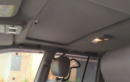 Toyota Land Cruiser 100 рестайлинг 2, 2006 год, 3 500 000 рублей, 21 фотография