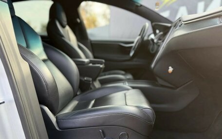 Tesla Model X I, 2018 год, 2 790 000 рублей, 16 фотография