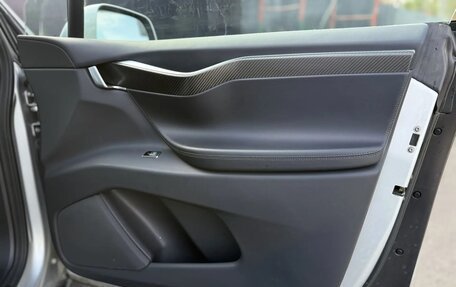 Tesla Model X I, 2018 год, 2 790 000 рублей, 23 фотография