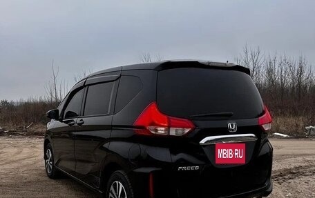 Honda Freed II, 2017 год, 1 320 000 рублей, 4 фотография