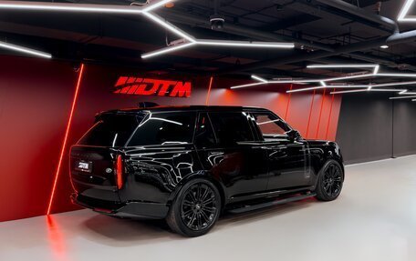 Land Rover Range Rover IV рестайлинг, 2022 год, 18 700 000 рублей, 5 фотография