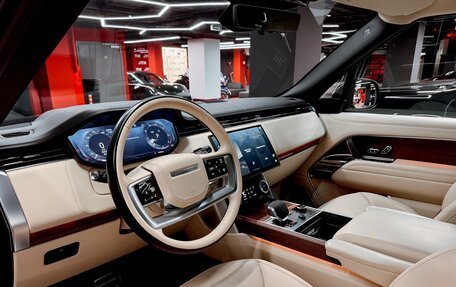 Land Rover Range Rover IV рестайлинг, 2022 год, 18 700 000 рублей, 9 фотография