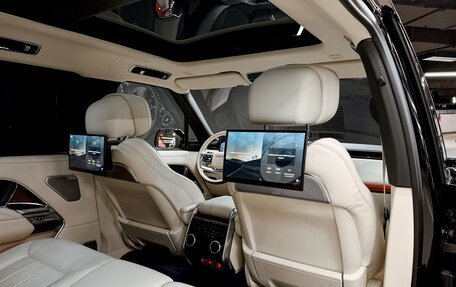 Land Rover Range Rover IV рестайлинг, 2022 год, 18 700 000 рублей, 21 фотография
