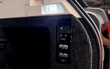 Land Rover Range Rover IV рестайлинг, 2022 год, 18 700 000 рублей, 32 фотография