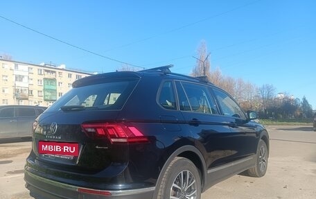 Volkswagen Tiguan II, 2021 год, 3 000 000 рублей, 5 фотография