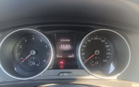 Volkswagen Tiguan II, 2021 год, 3 000 000 рублей, 6 фотография
