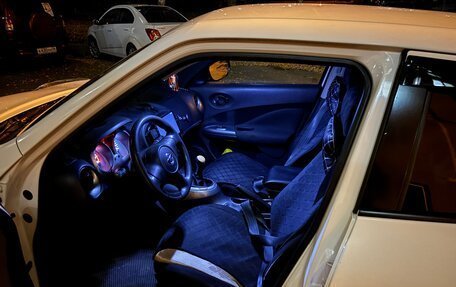 Nissan Juke II, 2011 год, 950 000 рублей, 2 фотография