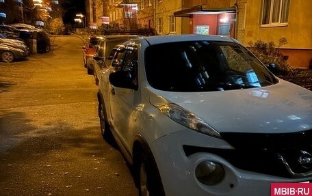 Nissan Juke II, 2011 год, 950 000 рублей, 3 фотография