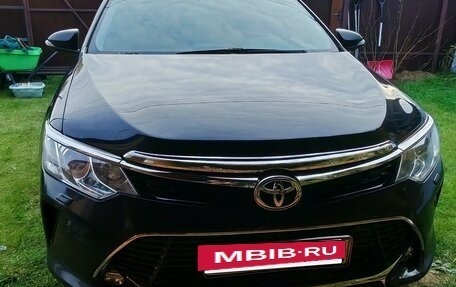 Toyota Camry, 2017 год, 1 650 000 рублей, 2 фотография