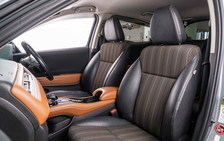 Honda Vezel, 2014 год, 1 499 000 рублей, 10 фотография