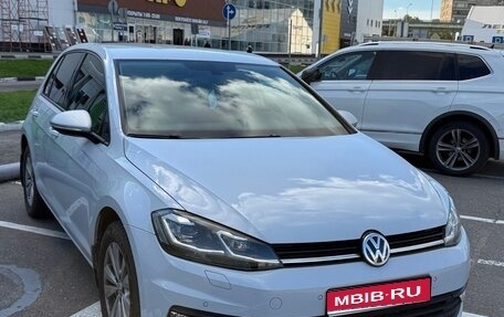 Volkswagen Golf VII рестайлинг, 2018 год, 1 900 000 рублей, 1 фотография