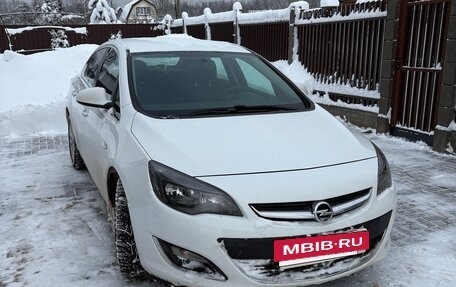 Opel Astra J, 2014 год, 800 000 рублей, 7 фотография