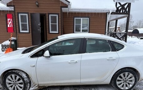 Opel Astra J, 2014 год, 800 000 рублей, 5 фотография