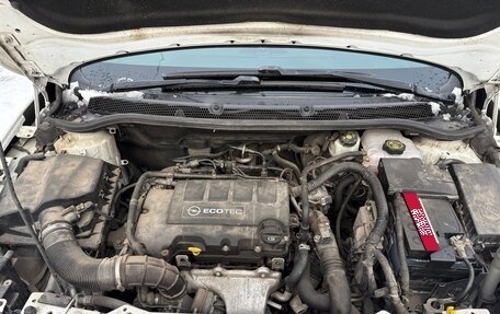 Opel Astra J, 2014 год, 800 000 рублей, 11 фотография