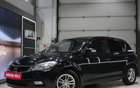 KIA cee'd I рестайлинг, 2011 год, 695 000 рублей, 3 фотография