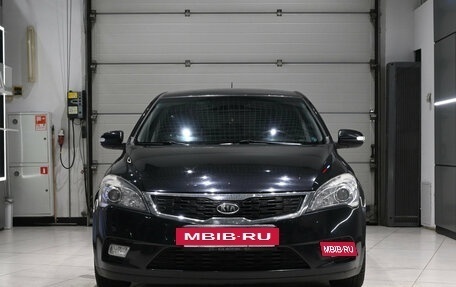 KIA cee'd I рестайлинг, 2011 год, 695 000 рублей, 2 фотография