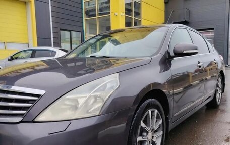 Nissan Teana, 2010 год, 900 000 рублей, 2 фотография