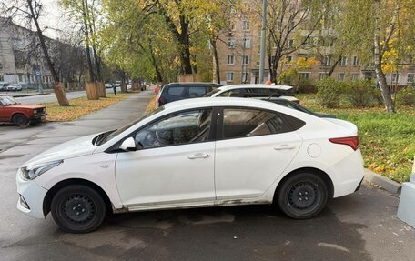 Hyundai Solaris II рестайлинг, 2019 год, 850 000 рублей, 5 фотография