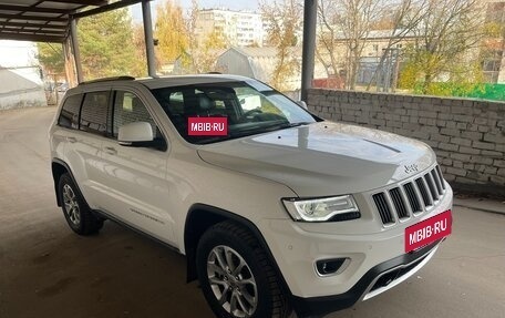Jeep Grand Cherokee, 2014 год, 4 000 000 рублей, 2 фотография