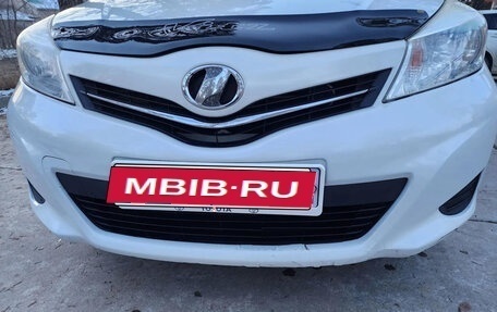 Toyota Vitz, 2011 год, 700 000 рублей, 2 фотография