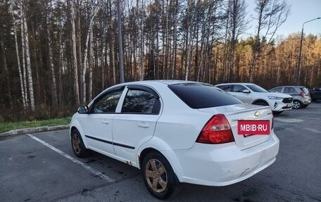 Chevrolet Aveo III, 2010 год, 355 000 рублей, 4 фотография