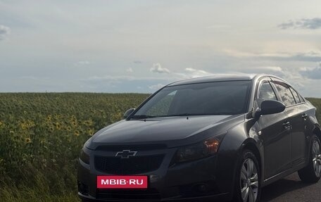 Chevrolet Cruze II, 2010 год, 720 000 рублей, 12 фотография