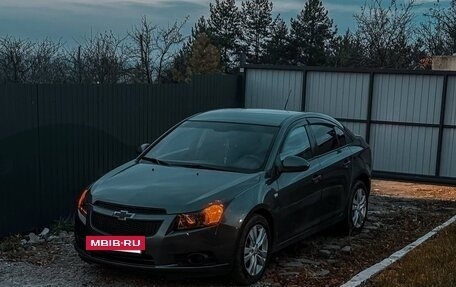 Chevrolet Cruze II, 2010 год, 720 000 рублей, 10 фотография