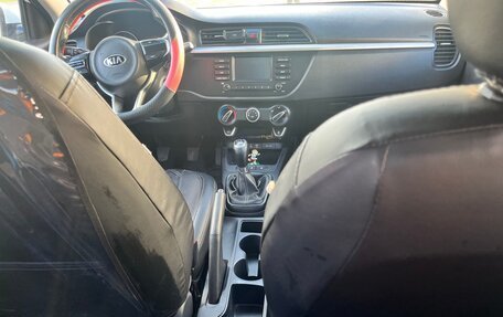 KIA Rio IV, 2019 год, 995 000 рублей, 6 фотография
