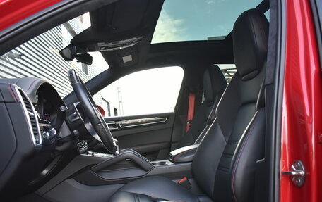 Porsche Cayenne III, 2021 год, 8 990 000 рублей, 14 фотография