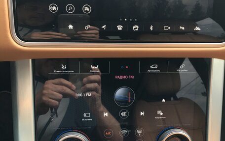 Land Rover Range Rover IV рестайлинг, 2019 год, 7 900 000 рублей, 9 фотография