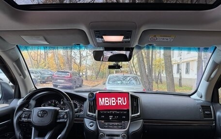 Toyota Land Cruiser 200, 2016 год, 5 000 000 рублей, 9 фотография