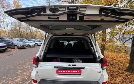 Toyota Land Cruiser 200, 2016 год, 5 000 000 рублей, 7 фотография