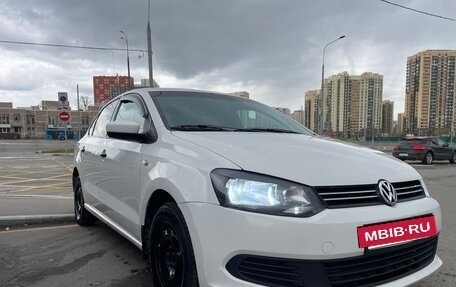 Volkswagen Polo VI (EU Market), 2012 год, 570 000 рублей, 2 фотография