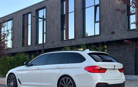BMW 5 серия, 2019 год, 4 050 000 рублей, 2 фотография