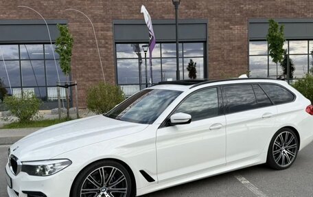 BMW 5 серия, 2019 год, 4 050 000 рублей, 17 фотография