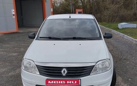 Renault Logan I, 2014 год, 650 000 рублей, 2 фотография