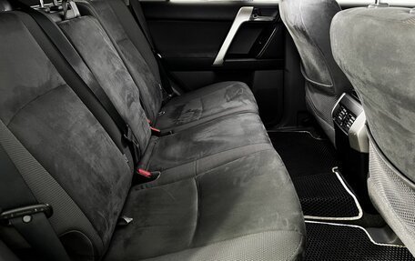 Toyota Land Cruiser Prado 150 рестайлинг, 2011 год, 2 470 000 рублей, 11 фотография