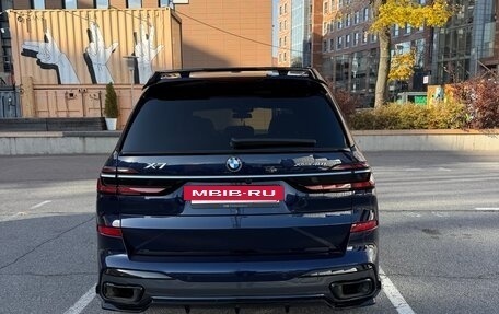 BMW X7, 2022 год, 10 400 000 рублей, 2 фотография