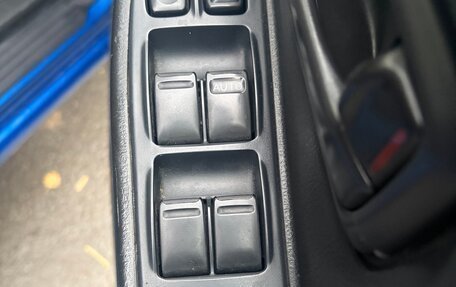 Subaru Impreza II рестайлинг 2, 2004 год, 650 000 рублей, 15 фотография